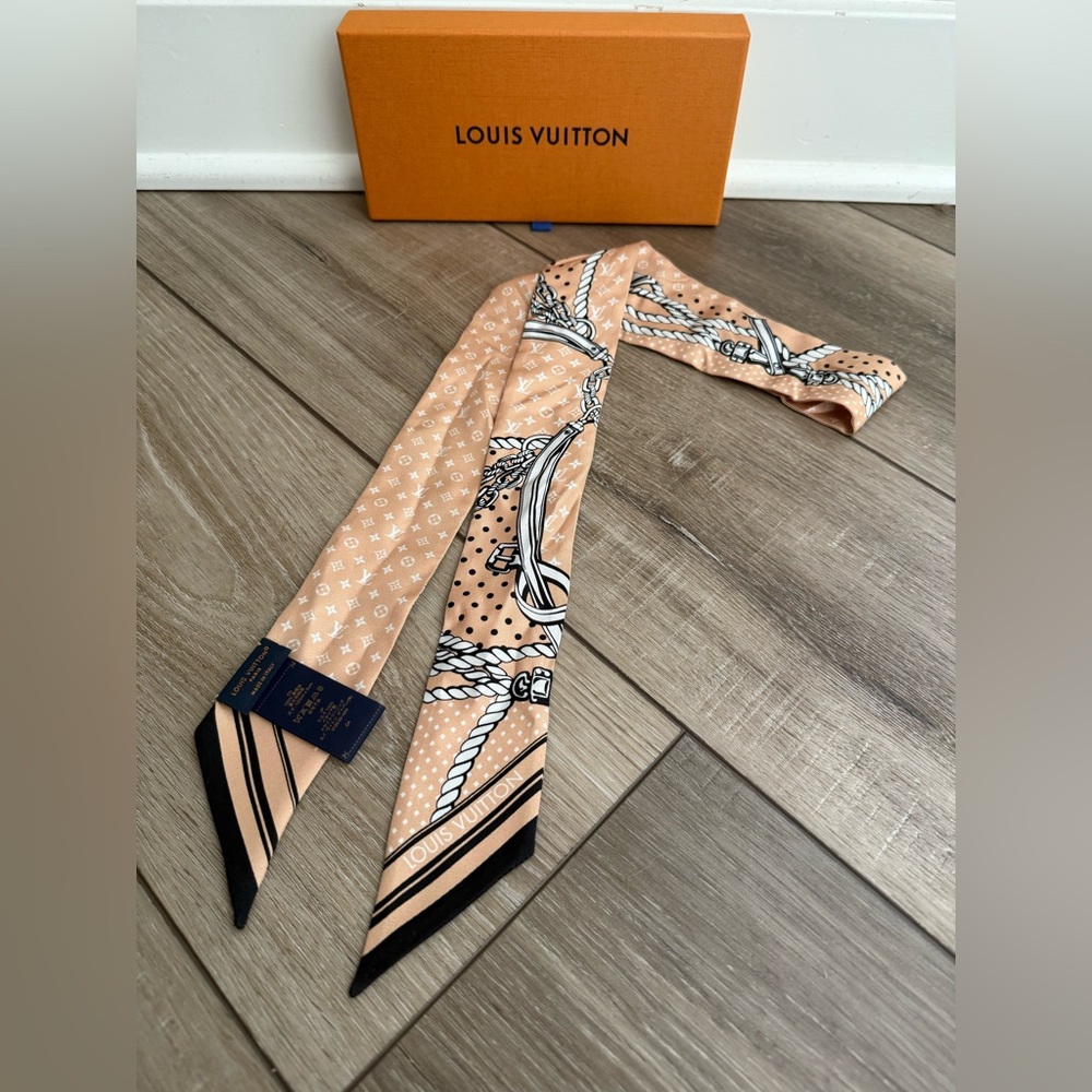 👛👛Louis Vuitton Bandeau
